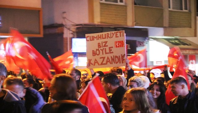 KDZ. EREĞLİ, ATATÜRK VE CUMHURİYET İÇİN YÜRÜDÜ